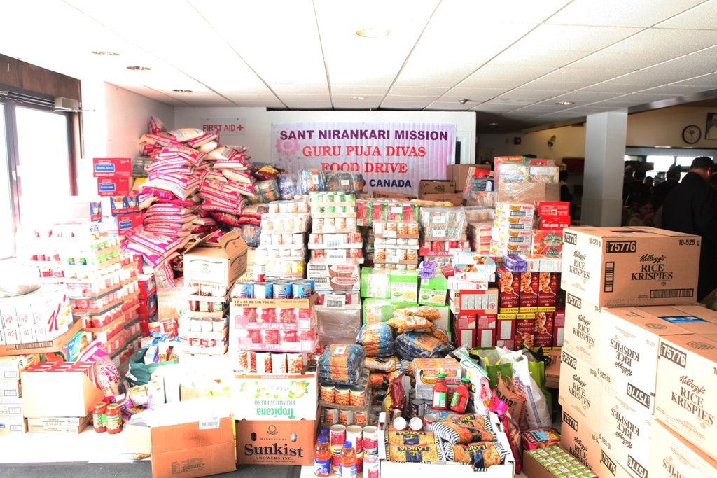 Food Drive at Sant Nirankari Mission, Toronto
